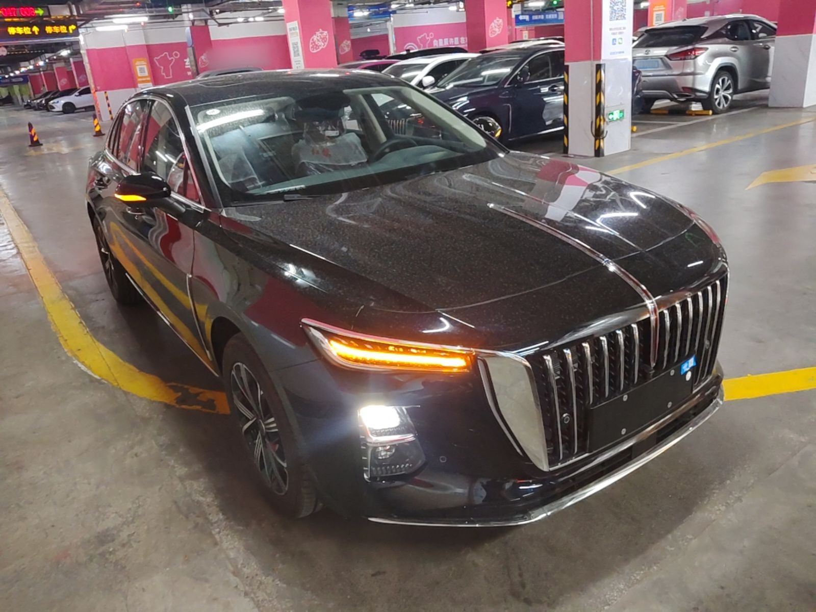 Hongqi H5 PHEV 2025 130 Super Hybrid Version — снимка 12