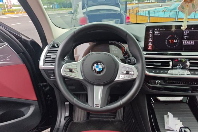 Used BMW X3 2023 xDrive25i M Sport Package Steering Wheel
