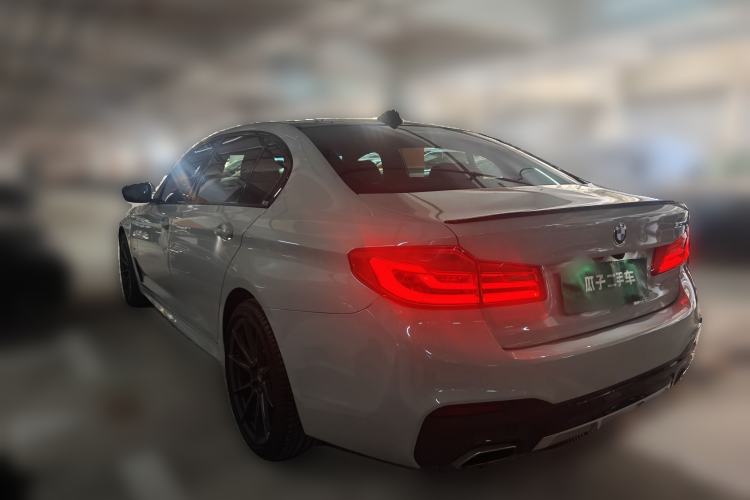 Used BMW 5 Series 2018 Restyled 530Li Leading Edition M Sport Package
