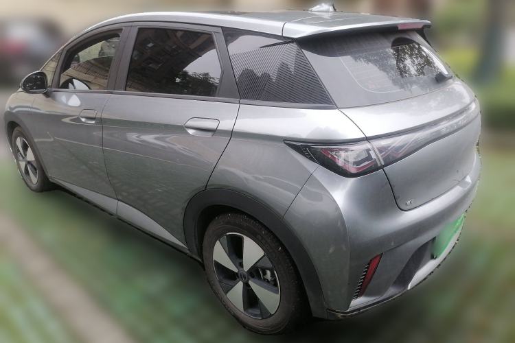 Used BYD Dolphin 2023 420 km Fashion Edition
