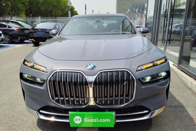 Used BMW i7 2023 eDrive50L Prestige M Sport Package Front