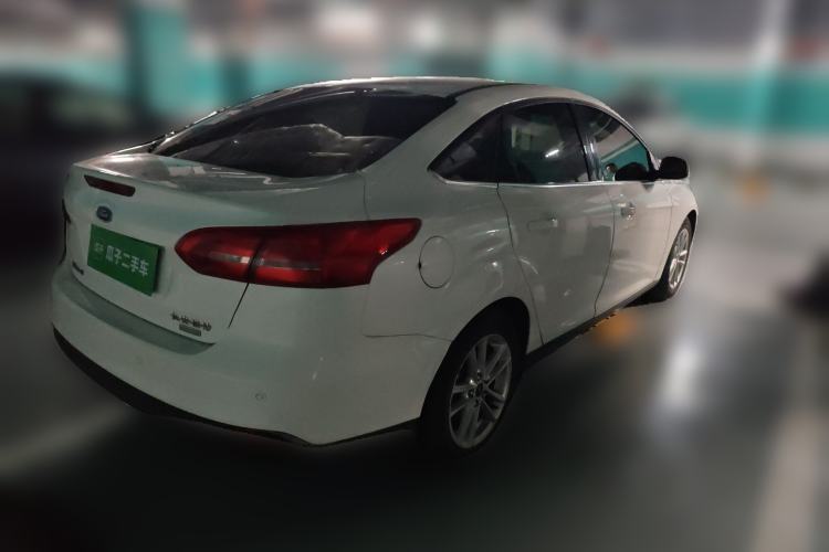 Used Ford Focus 2015 Sedan EcoBoost 180 Automatic Elite Model
