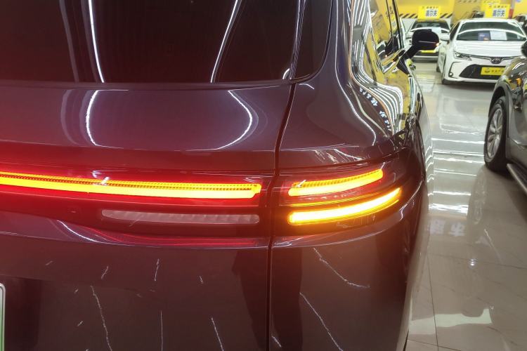 Used Leapmotor C16 2024 Range-Extended 200 Luxury Edition Exterior 3