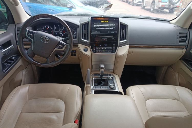 Used Toyota Land Cruiser  Center Console