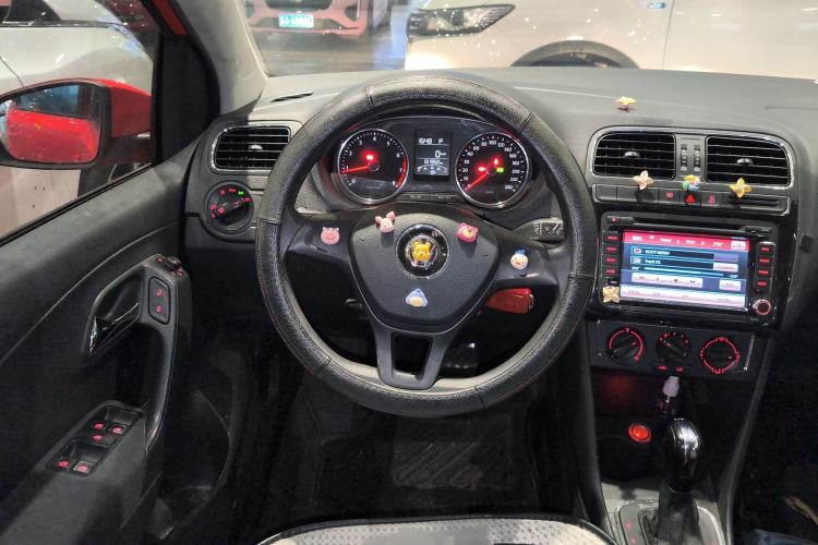 Used Volkswagen Polo 2014 1.6L Automatic Comfort Edition