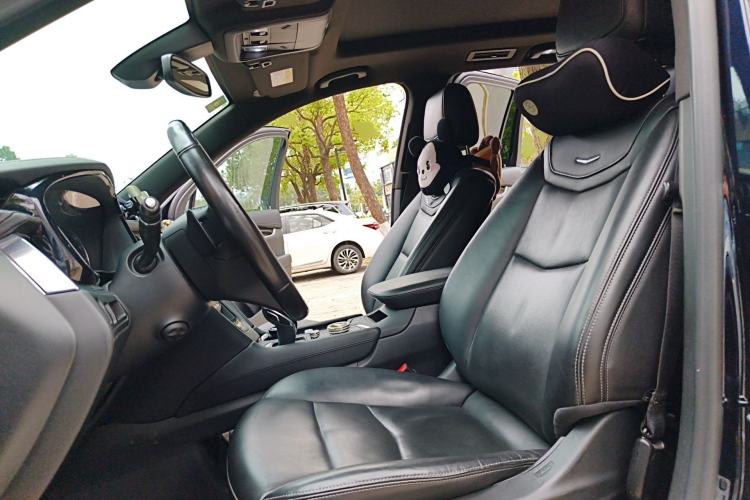 Used Cadillac XT6 2021 28T Six-Seater Four-Wheel-Drive Luxury Version
