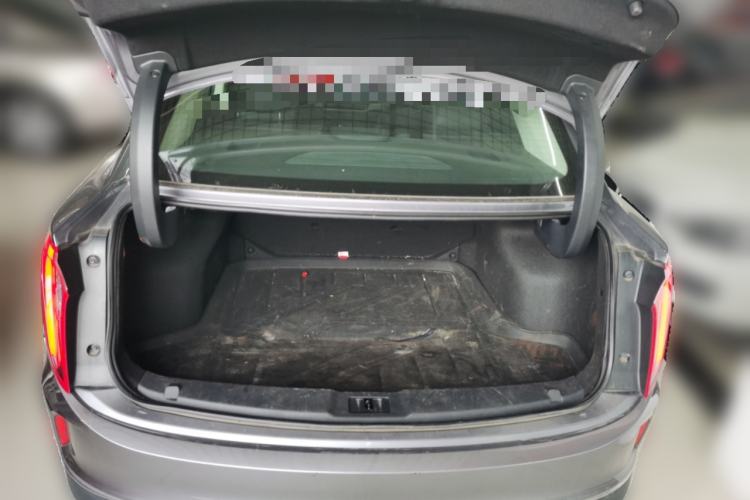 Used Hongqi E-QM5 2023 560km PLUS Trunk