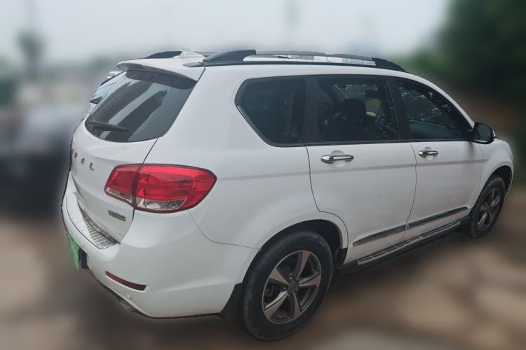 Used Haval H6 2016 Upgraded Model 1.5T Manual Two-Wheel Drive Elite Version

