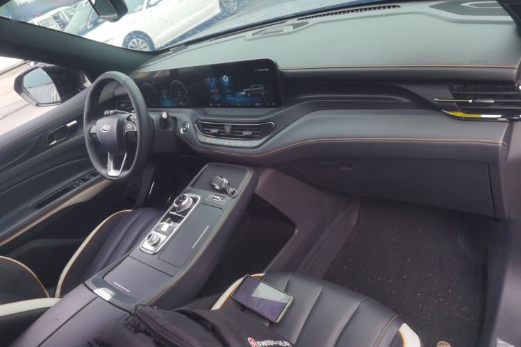 Used Ford Equator 2023 EcoBoost 225 Obsidian Orange Edition Prestige 7-Seater (2/2/3)
