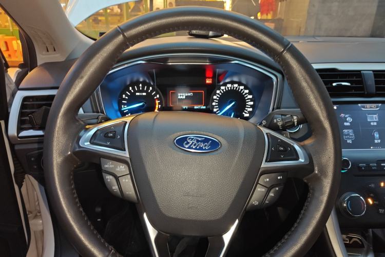 Used Ford Mondeo 2013 2.0L GTDi 200 Fashion Edition