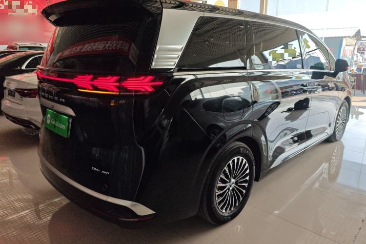 Used Denza D9 2024 DM-i 980 Four-Wheel Drive Prestige Model