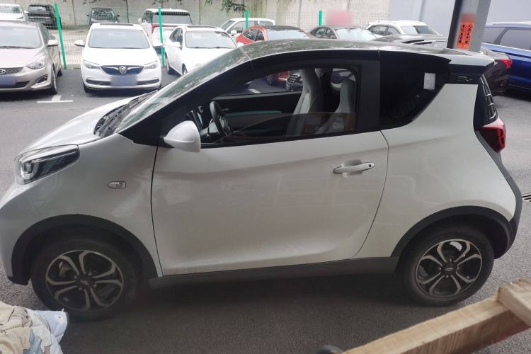 Used Chery New Energy Little Ant 2021 200 000-Yuan Ant Fan Edition Talent Version NMC Battery 301 km
