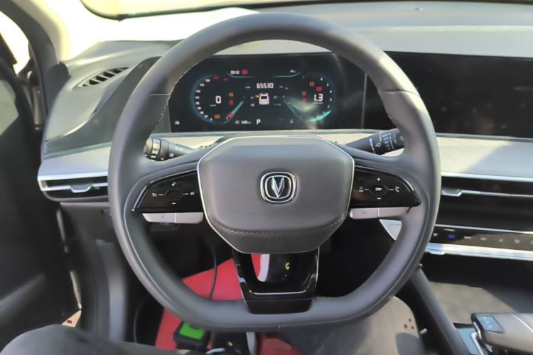 Used CHANGAN Eado 2022 PLUS Blue Whale NE 1.4T GDI DCT Prestige Edition Steering Wheel