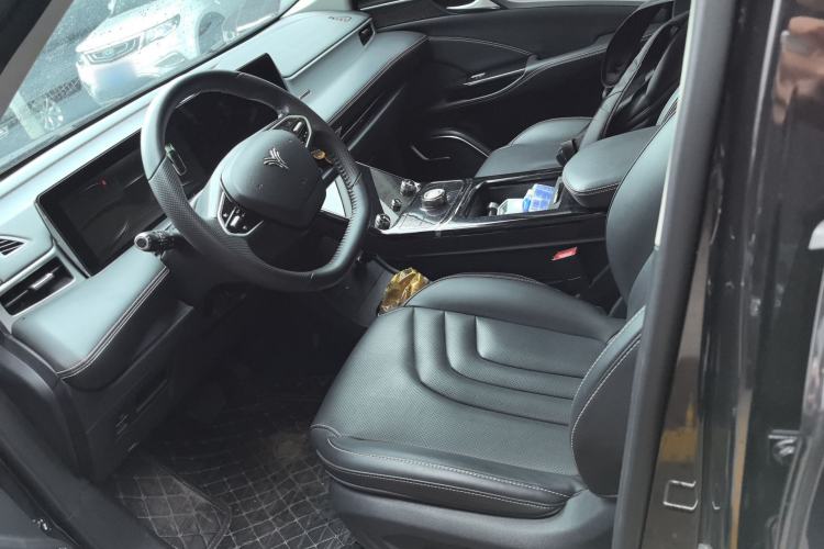 Used NETA U 2022 Zhi400 Pro Ternary Lithium
