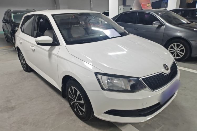 Used Skoda Fabia 2015 1.4L Manual Front-Wheel Drive Model
