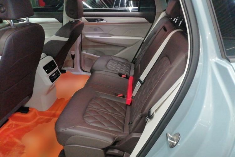 Used Volkswagen Tavendor 2023 380TSI Four-Wheel Drive R-Line Cruise Edition Left Rear Seat