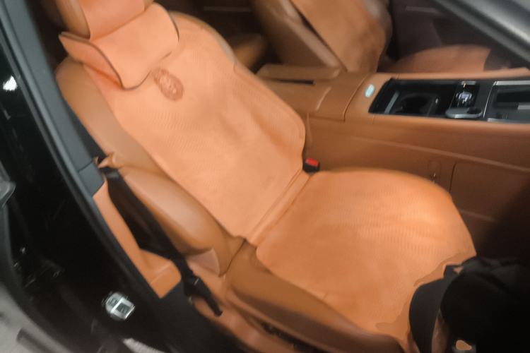 Used Hima AITO M9 2024 Range-Extended Max Edition 42 kWh 6-Seater Version Right Front Seat