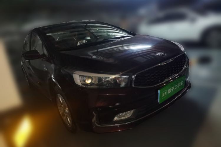 Used Kia K3 2016 1.6L Manual GL Front Right 45 Deg