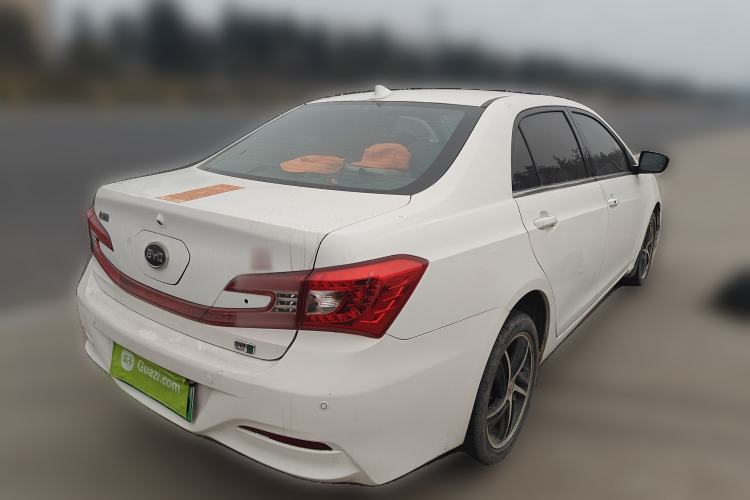 Used BYD Qin New Energy 2014 1.5T Flagship Model
