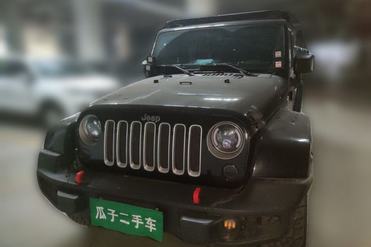 Used Jeep Wrangler 2015 3.0L Sahara Four-Door Comfort Edition