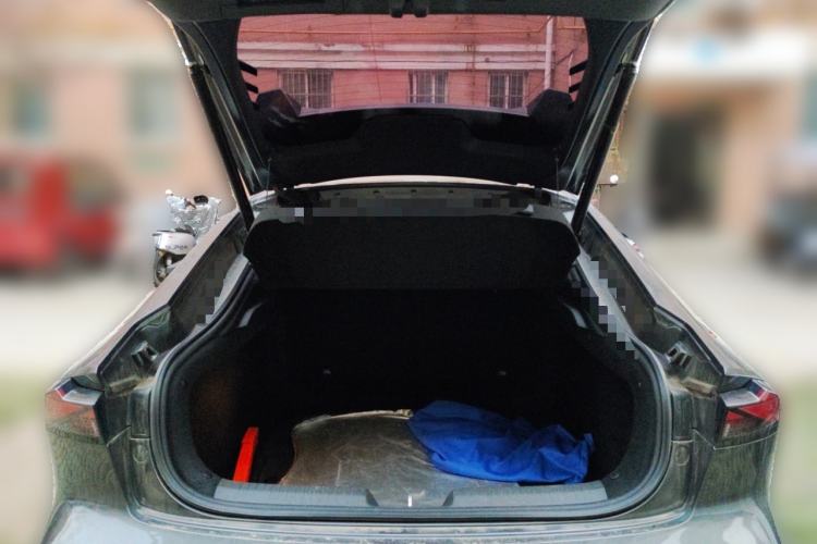 Used CHANGAN UNI-V 2023 1.5T Prestige Model