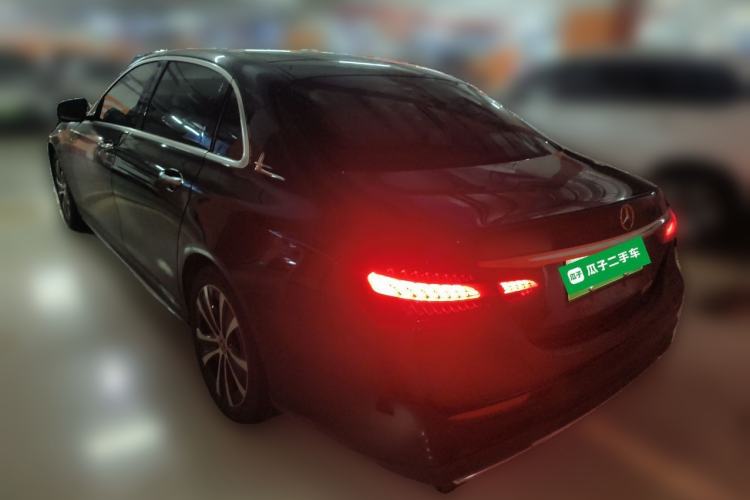 Used Mercedes-Benz E-Class New Energy 2022 Restyled E 350 e L Plug-in Hybrid Sports Sedan Rear Left 45 Deg