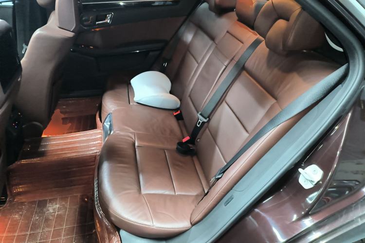 Used Mercedes-Benz E-Class 2011 E 300 L Fashion Prestige Model