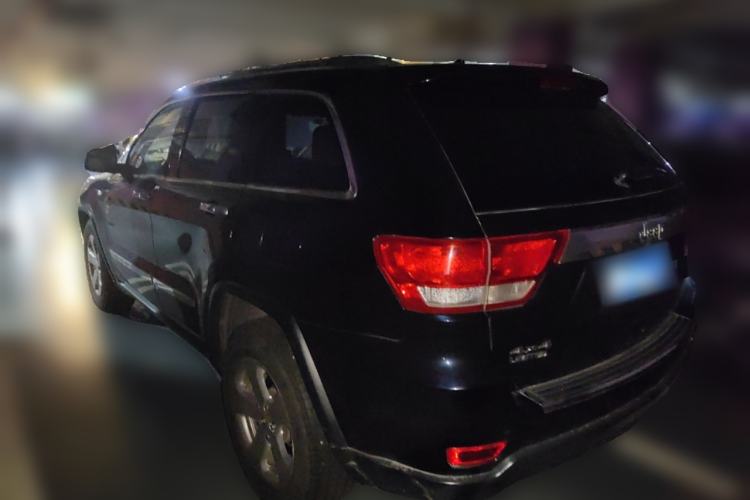 Used Jeep Grand Cherokee 2011 3.6L Luxury Edition
