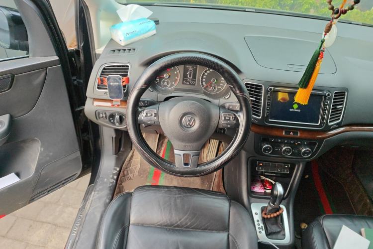 Used Volkswagen Sharan 2013 1.8TSI Comfort Model Euro IV
