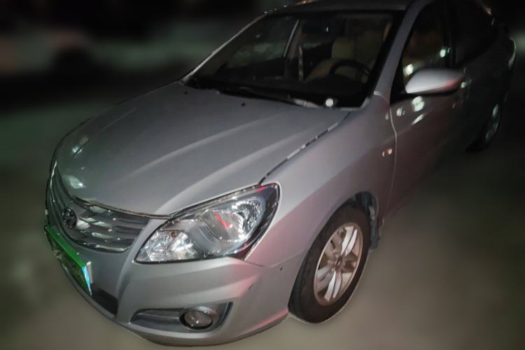 Used Hyundai Celesta 2011 1.6L Manual Comfort Edition