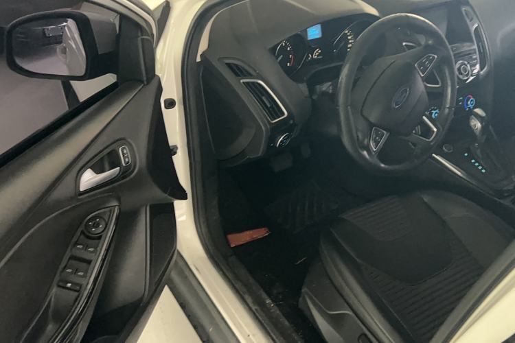 Used Ford Focus 2018 Sedan Classic 1.6L Automatic Trendy SmartDrive Edition