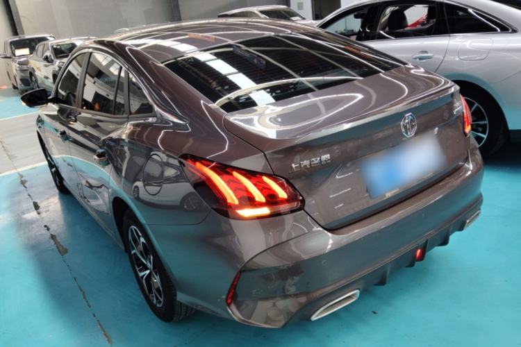 Used MG 5 2021 180 DVVT CVT Youth Luxury Edition
