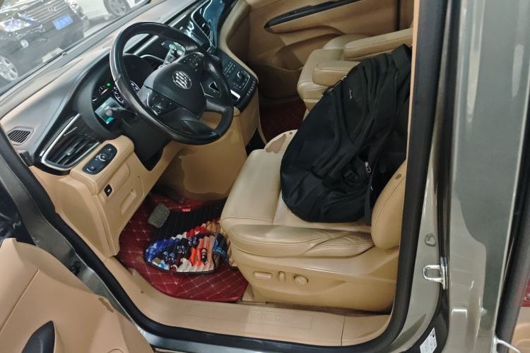 Used Buick GL8 2017 ES 28T Premium Version China V Standard