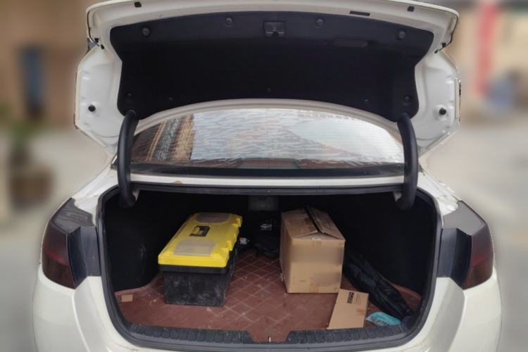 Used Kia K5 2015 2.0L Automatic LUX