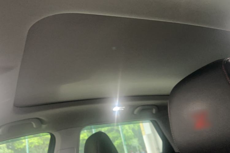 Used CHANGAN OSHAN Z6 2022 Blue Whale 1.5T DCT Smart Edition
