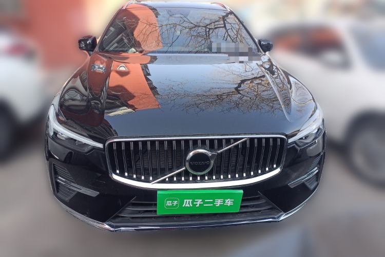 Used Volvo XC60 2025 B5 4x4 Smart Luxury Edition
