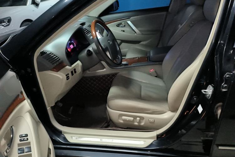 Used Toyota Camry 2013 200G Classic Luxury Edition