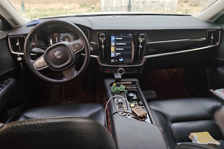 Used Volvo S90 2018 T4 Zhiyuan Edition