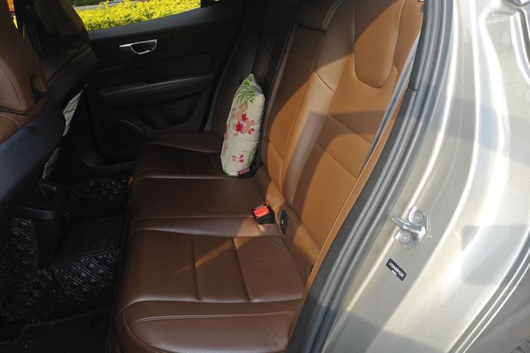 Used Volvo S60 2021 T4 Zhiyi Luxury Edition
