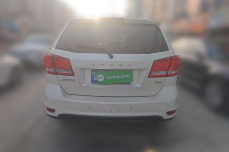 Used Dodge Journey 2013 2.4L Two-Wheel Drive Luxury Version