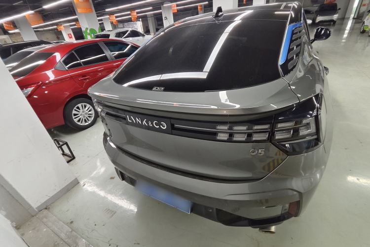 Used Lynk & Co 05 2020 2.0TD Two-Wheel Drive Shine Halo Rear