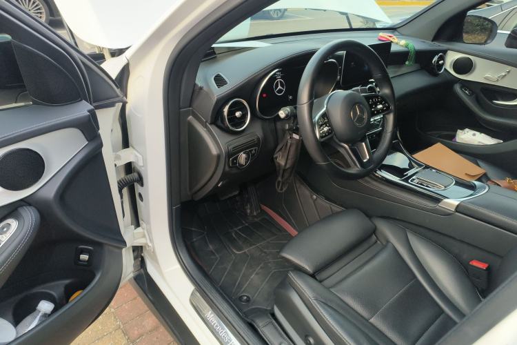 Used Mercedes-Benz GLC Coupe 2020 GLC 260 4MATIC Coupe SUV
