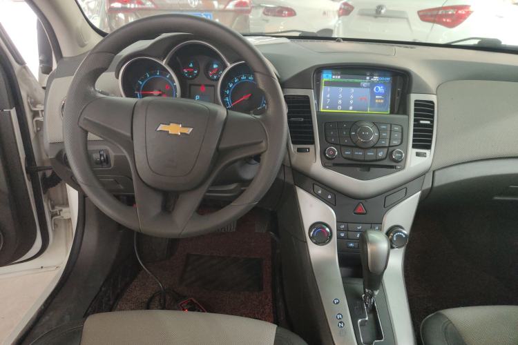 Used Chevrolet Cruze 2013 1.8L SE AT
