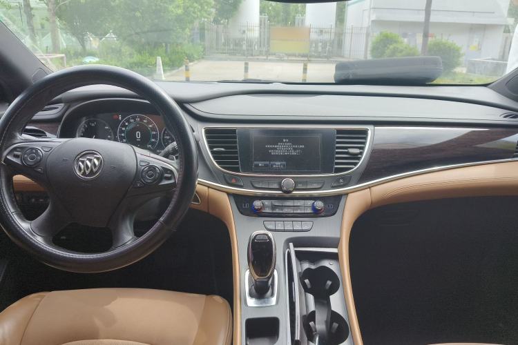 Used Buick LaCrosse 2018 20T Luxury Model
