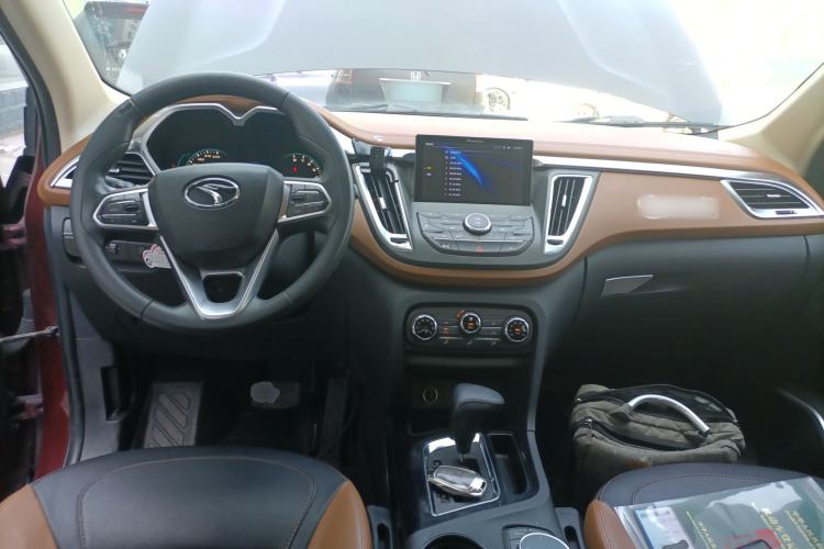 Used Soueast DX7 2017 1.5T Automatic Glory Edition Center Console