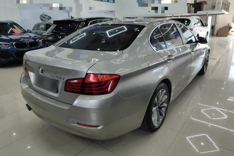 Used BMW 5 Series 2017 525Li Leading Model

