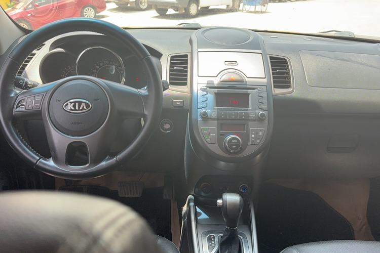 Used Kia Soul 2013 1.6L AT Premium
