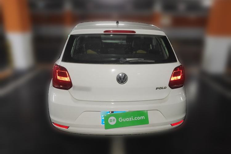 Used Volkswagen Polo 2014 1.4L Manual Fashion Edition

