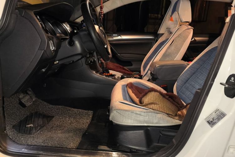 Used Volkswagen Golf 2018 230TSI Automatic Comfort Model
