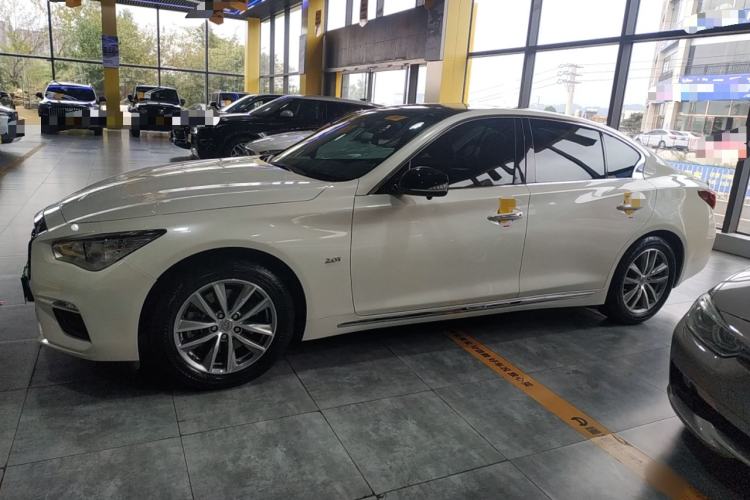Used Infiniti Q50L 2021 2.0T Comfort Edition
